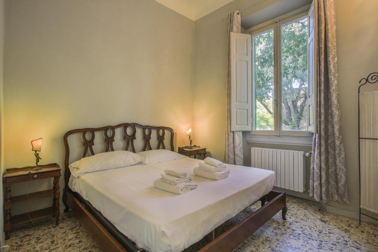 Myosotis - Sweet Dreams In Florence Buitenkant foto
